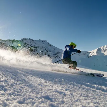 Amelie -2- Wallbox Fuer E-auto & Motorradgarage Kaunerberg