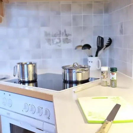 Amelie -2- Mit Wallbox Für Ihr E-auto Und Garage Für 2 Motorräder