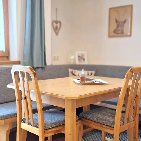 Amelie -2- Mit Wallbox Für Ihr E-auto Und Garage Für 2 Motorräder Apartment *