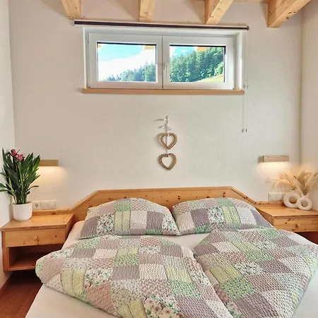 Lejlighed Amelie -2- Wallbox Fuer E-auto & Motorradgarage Kaunerberg