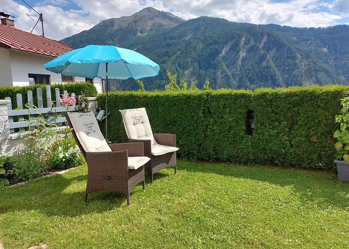 Amelie -2- Wallbox Fuer E-auto & Motorradgarage