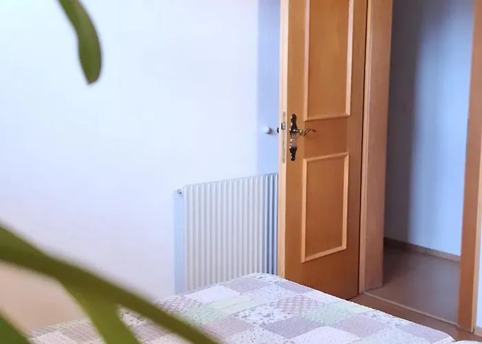 Amelie -2- Wallbox Fuer E-auto & Motorradgarage شقة