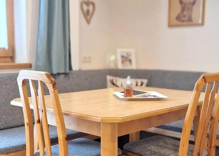 Amelie -2- Wallbox Fuer E-auto & Motorradgarage شقة *