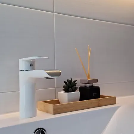 Apartmán Amelie -2- Mit Wallbox Fuer Ihr E-auto Und Garage Fuer 2 Motorraeder Kaunerberg