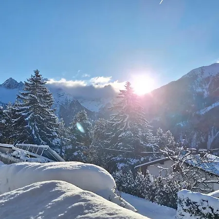 Amelie -2- Wallbox Fuer E-auto & Motorradgarage * קאונרברג