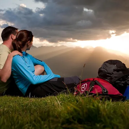 Amelie -2- Wallbox Fuer E-auto & Motorradgarage קאונרברג